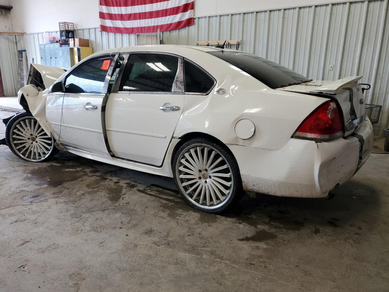 2009 CHEVROLET IMPALA LTZ photo 2