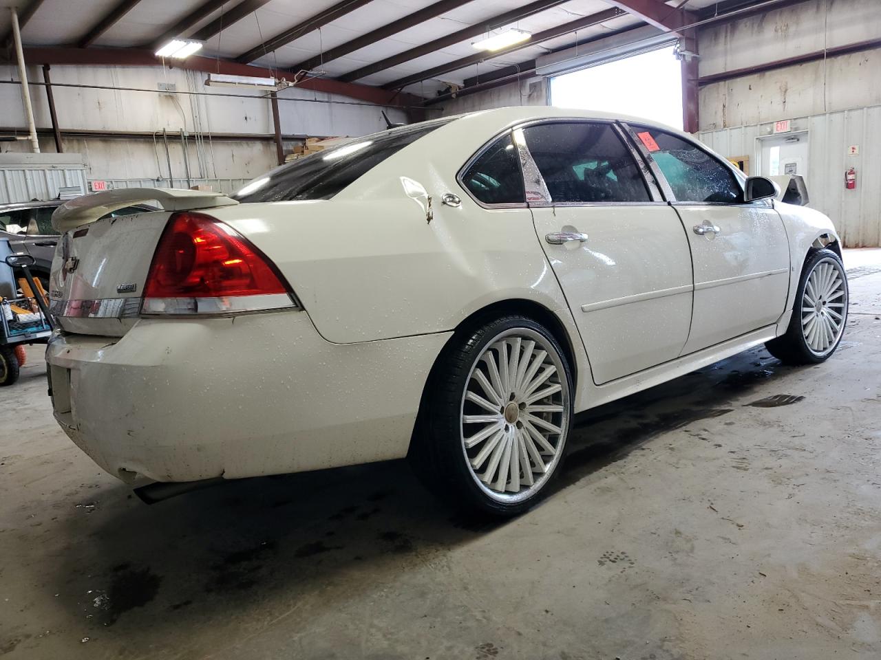 2009 CHEVROLET IMPALA LTZ photo 3