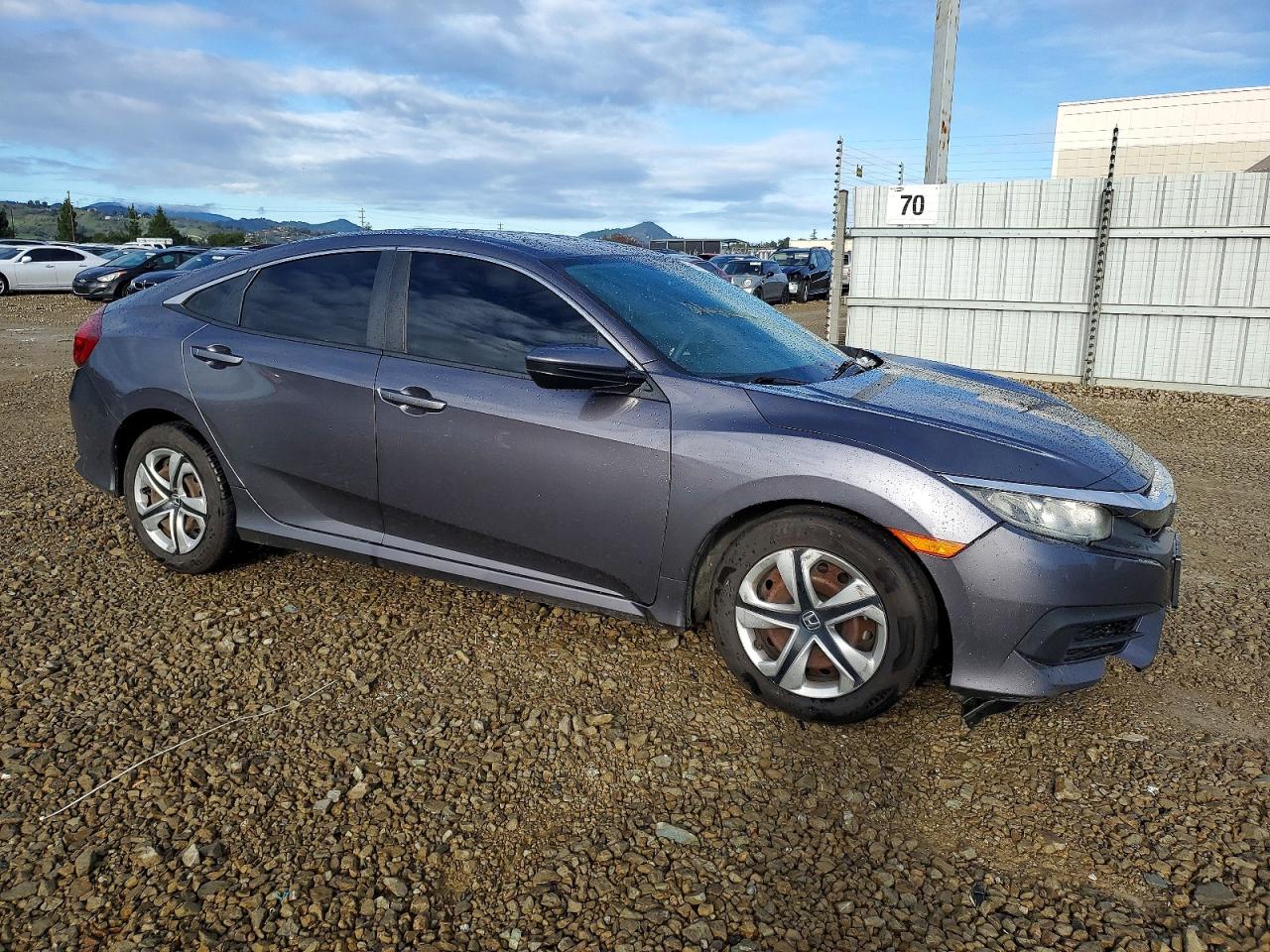 2016 HONDA CIVIC LX photo 4