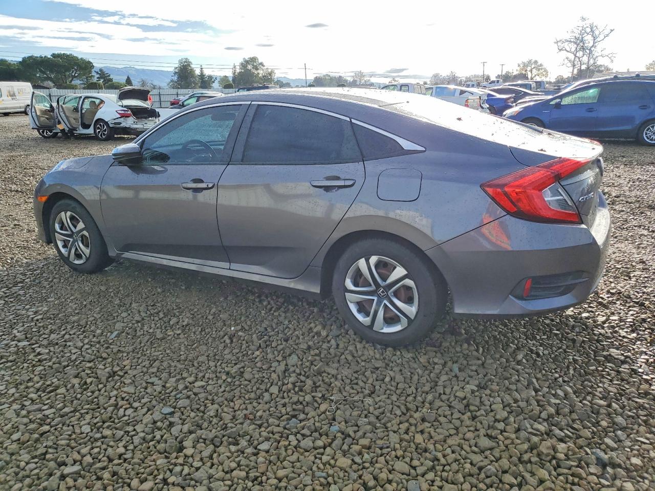 2016 HONDA CIVIC LX photo 2
