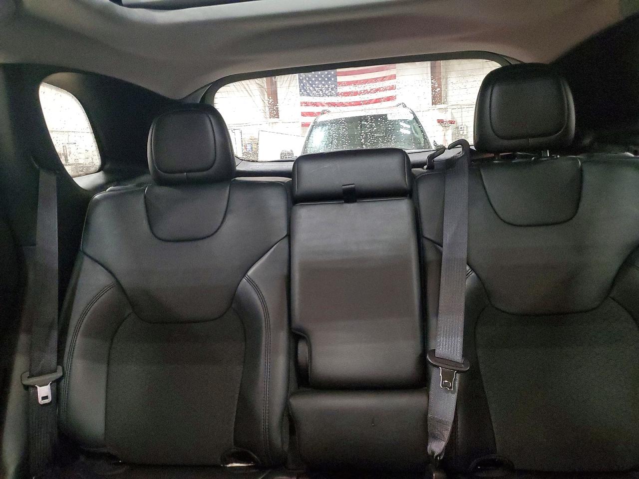 2021 JEEP CHEROKEE LATITUDE PLUS photo 10