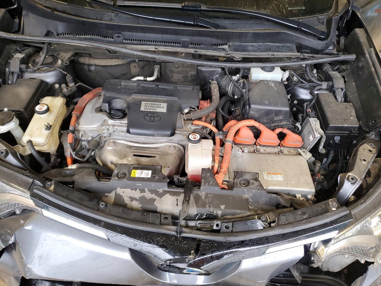 2018 TOYOTA RAV4 HV LE photo 12
