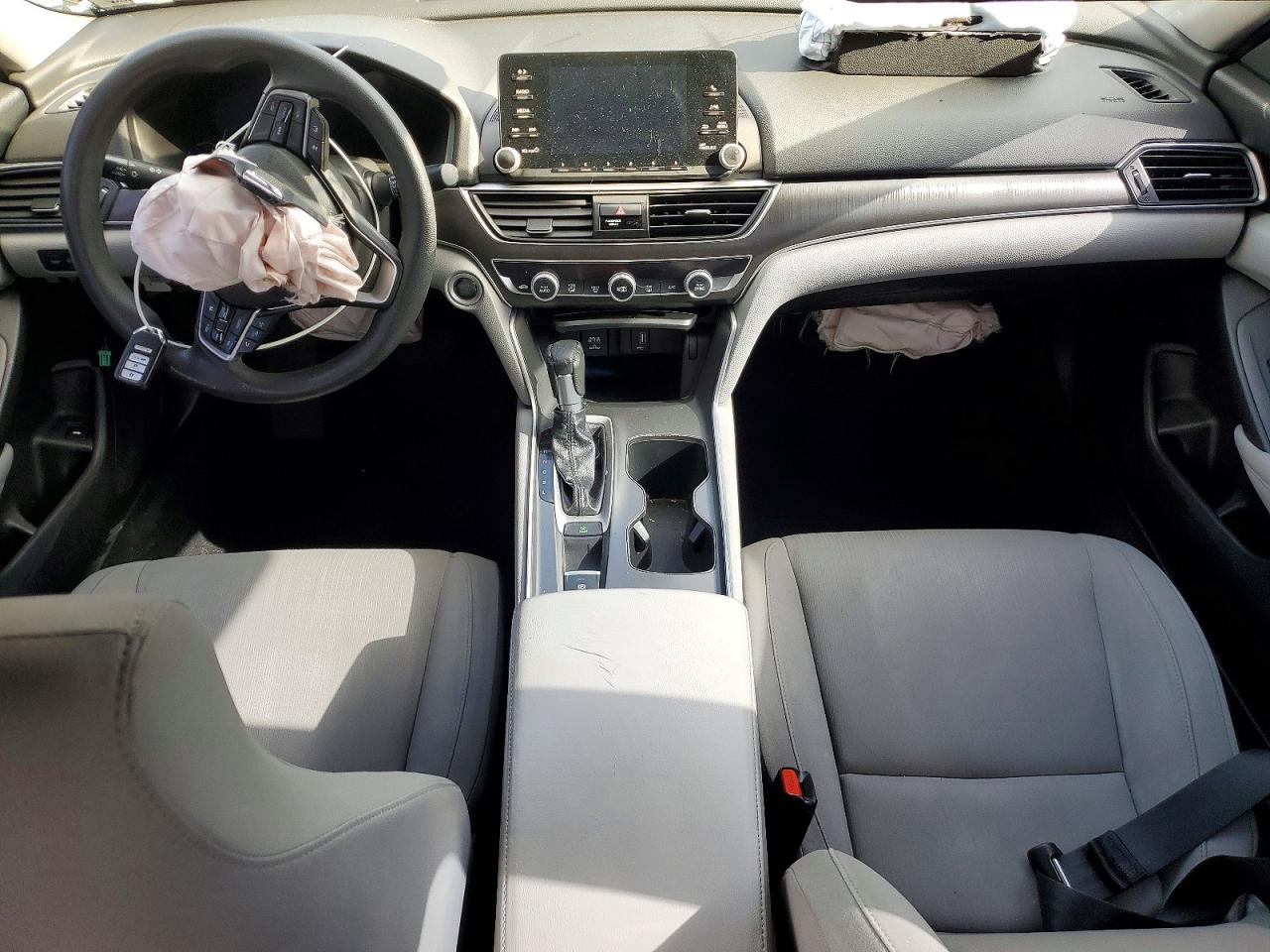 2018 HONDA ACCORD LX photo 8