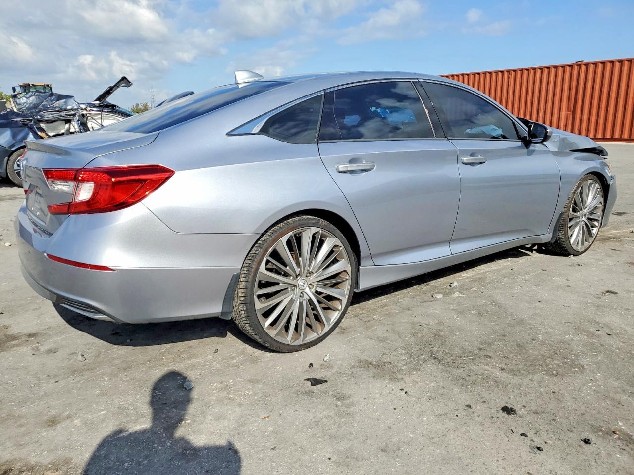 2018 HONDA ACCORD LX photo 3