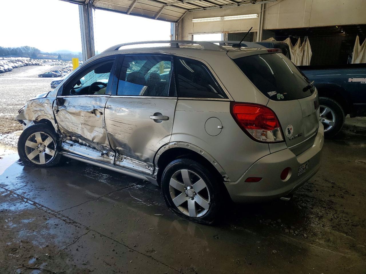 2008 SATURN VUE XR photo 2