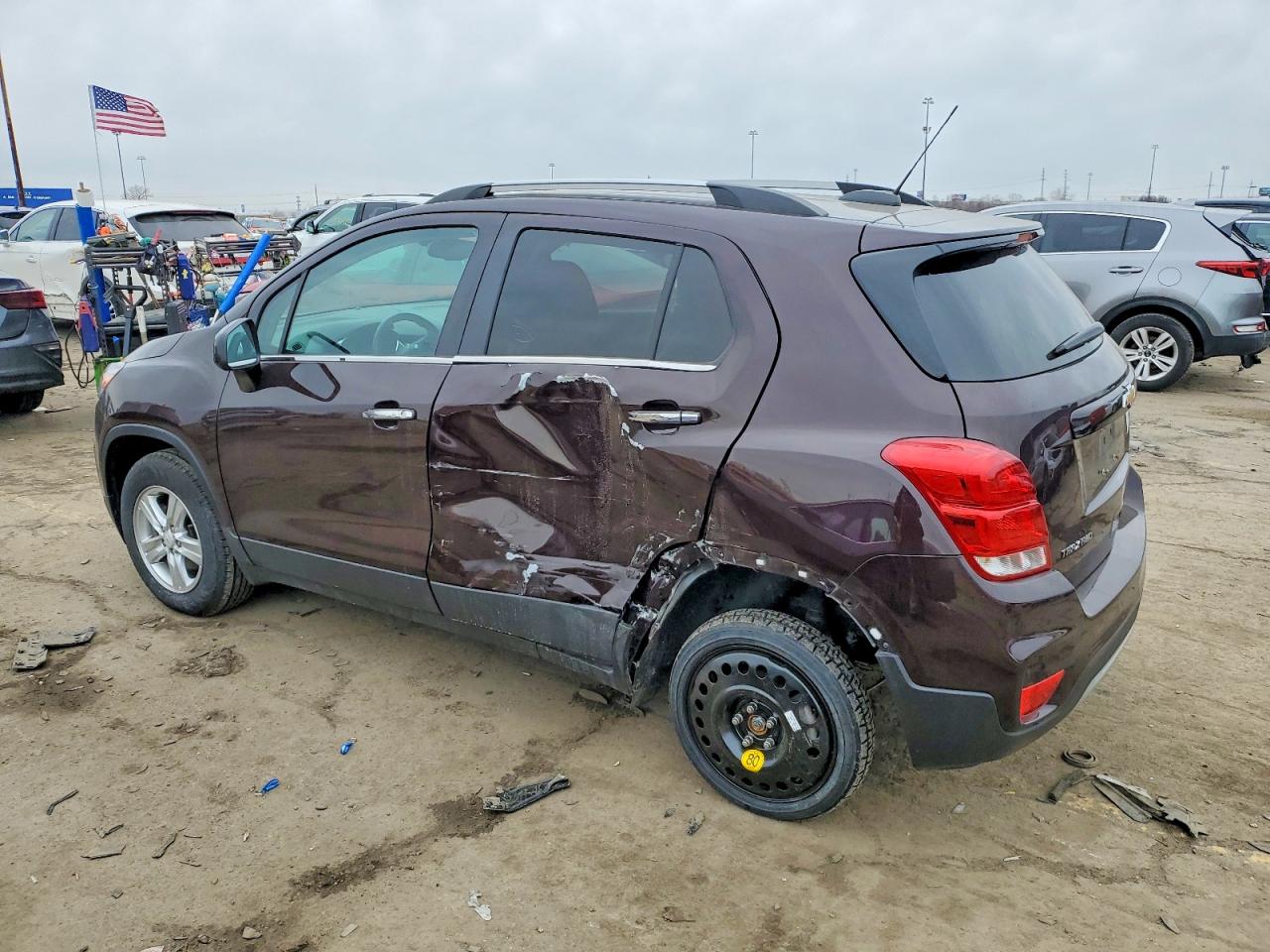 2020 CHEVROLET TRAX 1LT photo 2