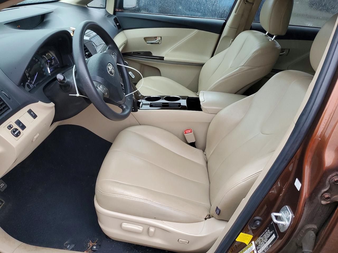2011 TOYOTA VENZA photo 7