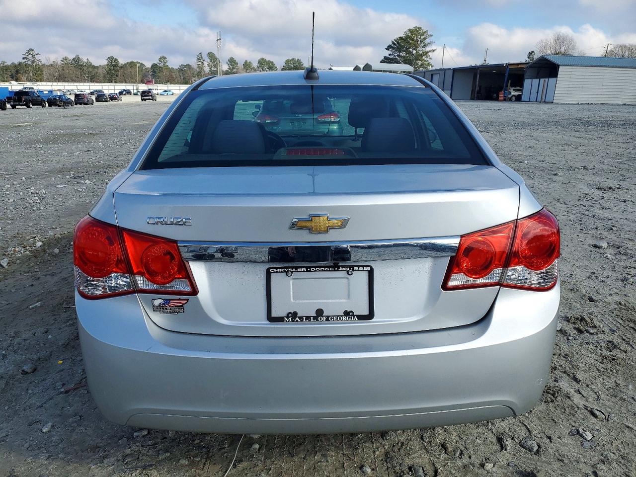 2015 CHEVROLET CRUZE LS photo 6