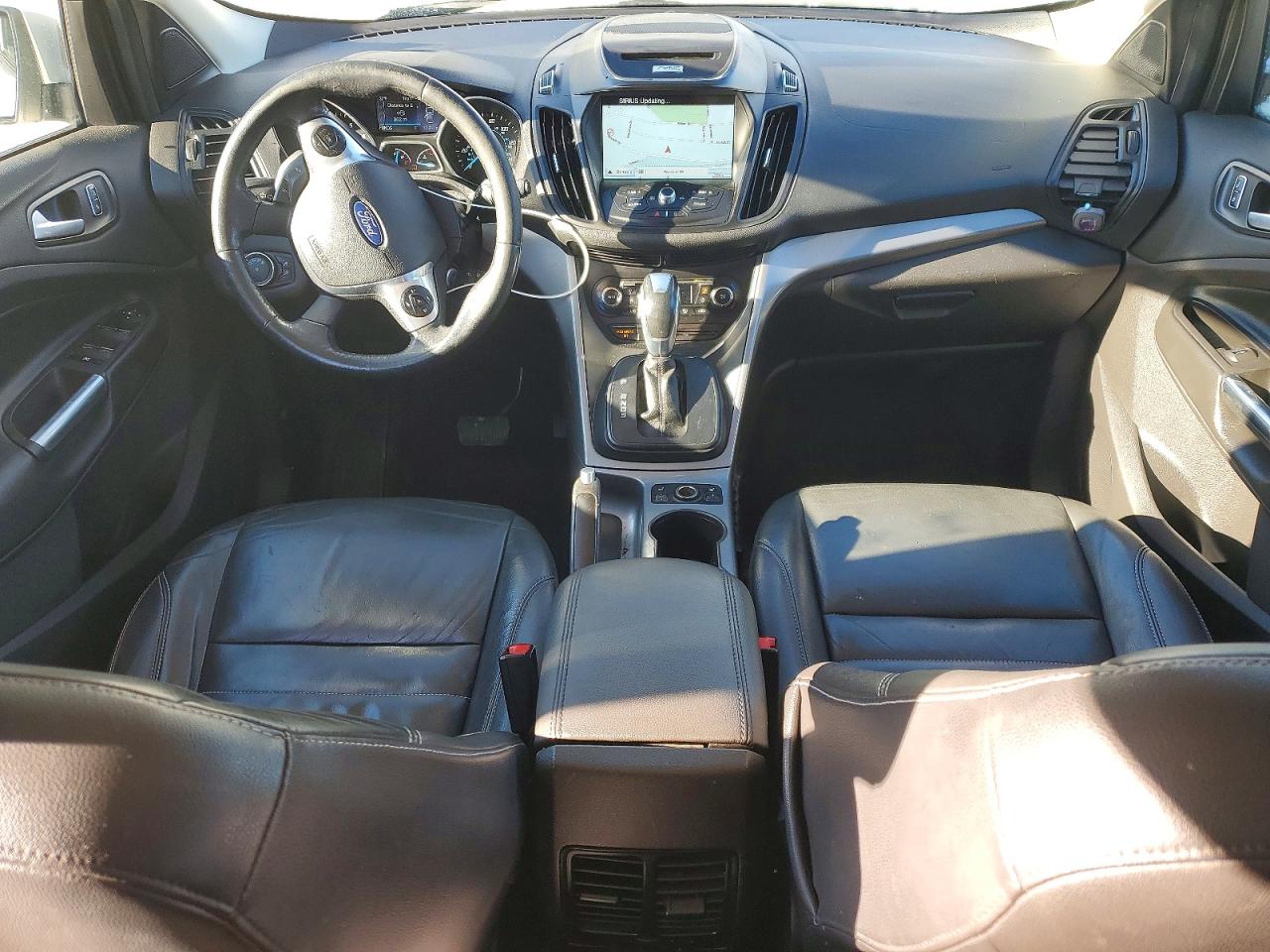 2016 FORD ESCAPE SE photo 8