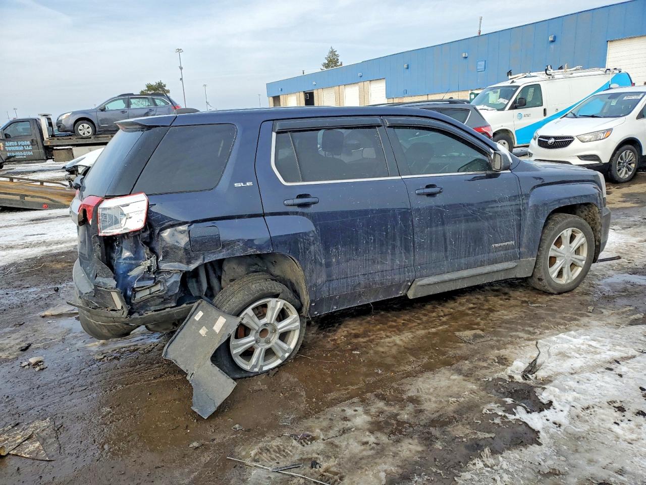 2017 GMC TERRAIN SLE photo 3
