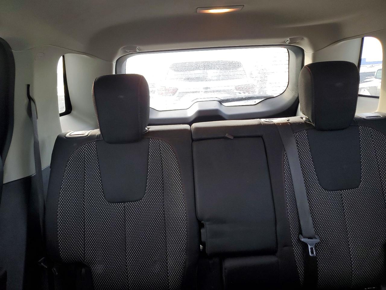 2017 GMC TERRAIN SLE photo 10