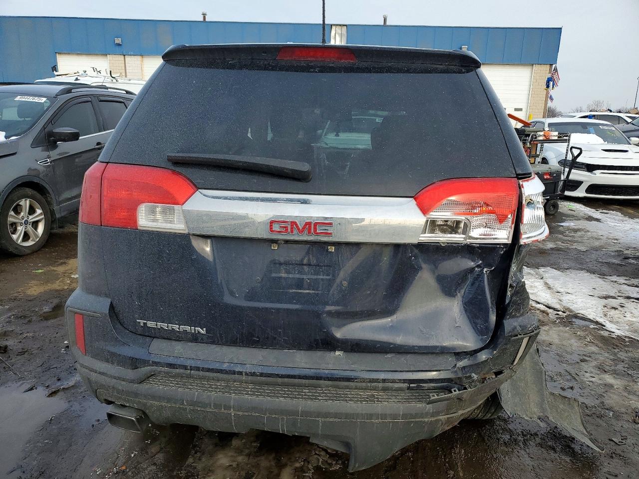 2017 GMC TERRAIN SLE photo 6