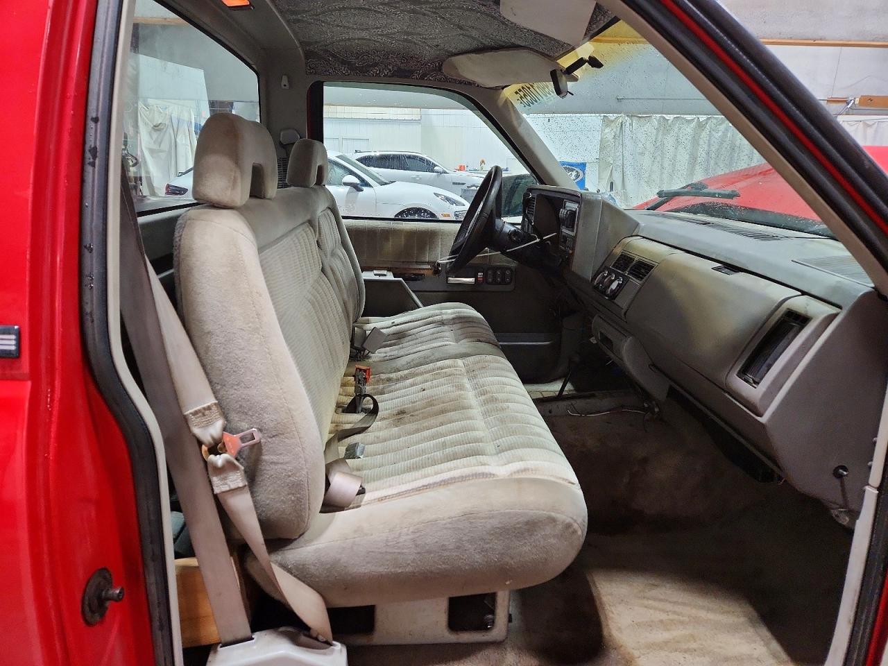 1994 GMC SIERRA K1500 photo 10