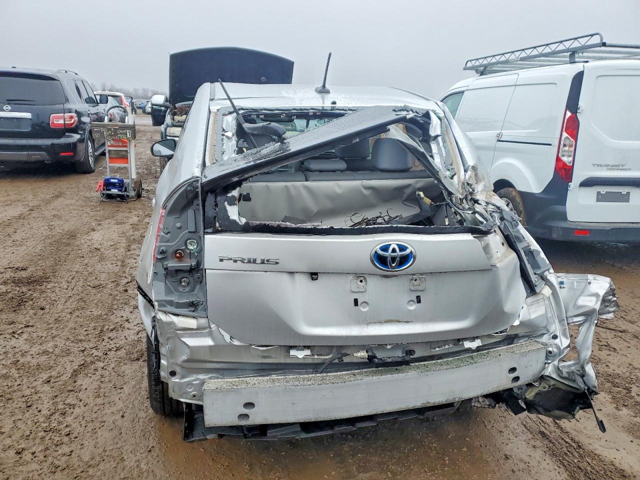 2011 TOYOTA PRIUS photo 6