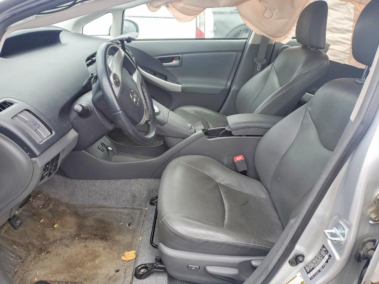 2011 TOYOTA PRIUS photo 7