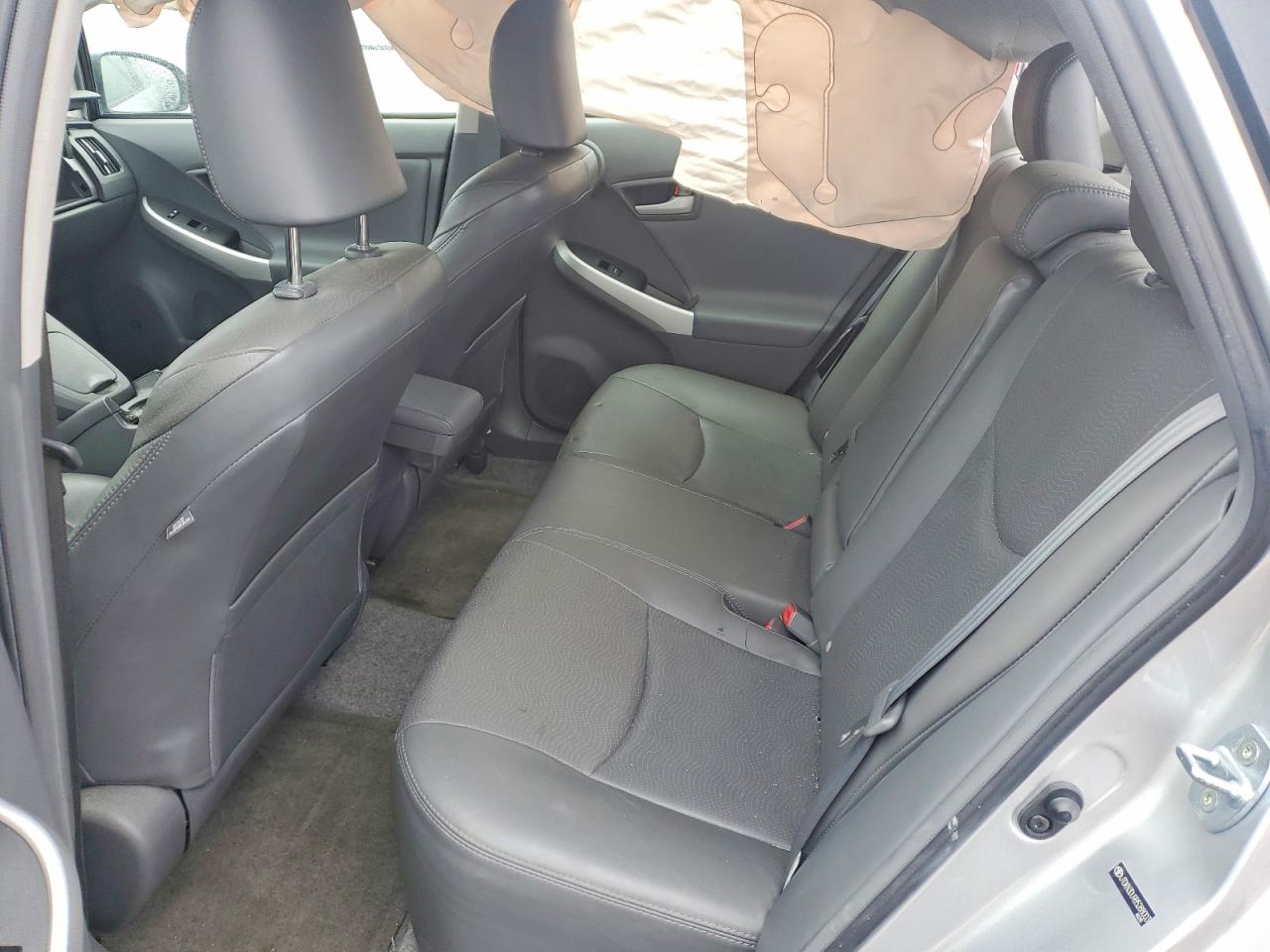 2011 TOYOTA PRIUS photo 10