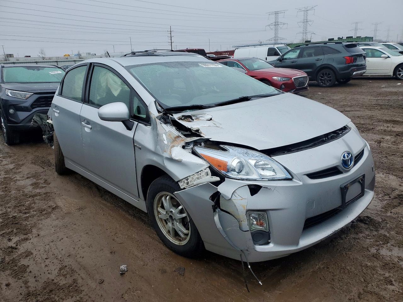 2011 TOYOTA PRIUS photo 4