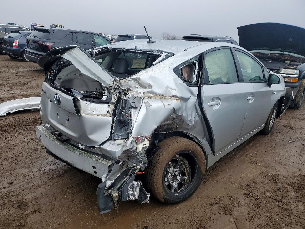 2011 TOYOTA PRIUS photo 3