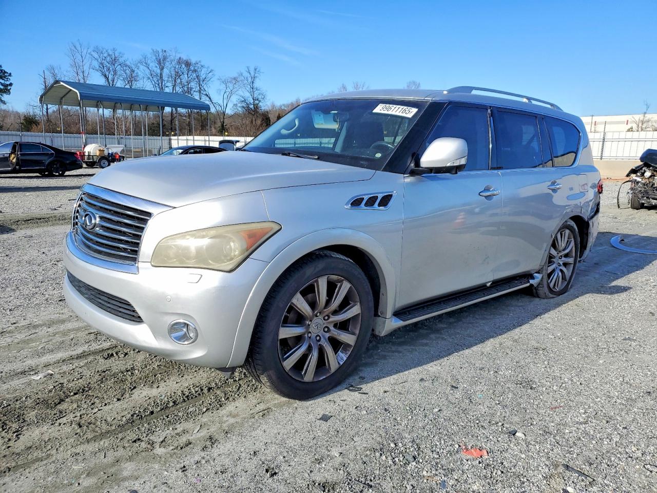 2011 INFINITI QX56