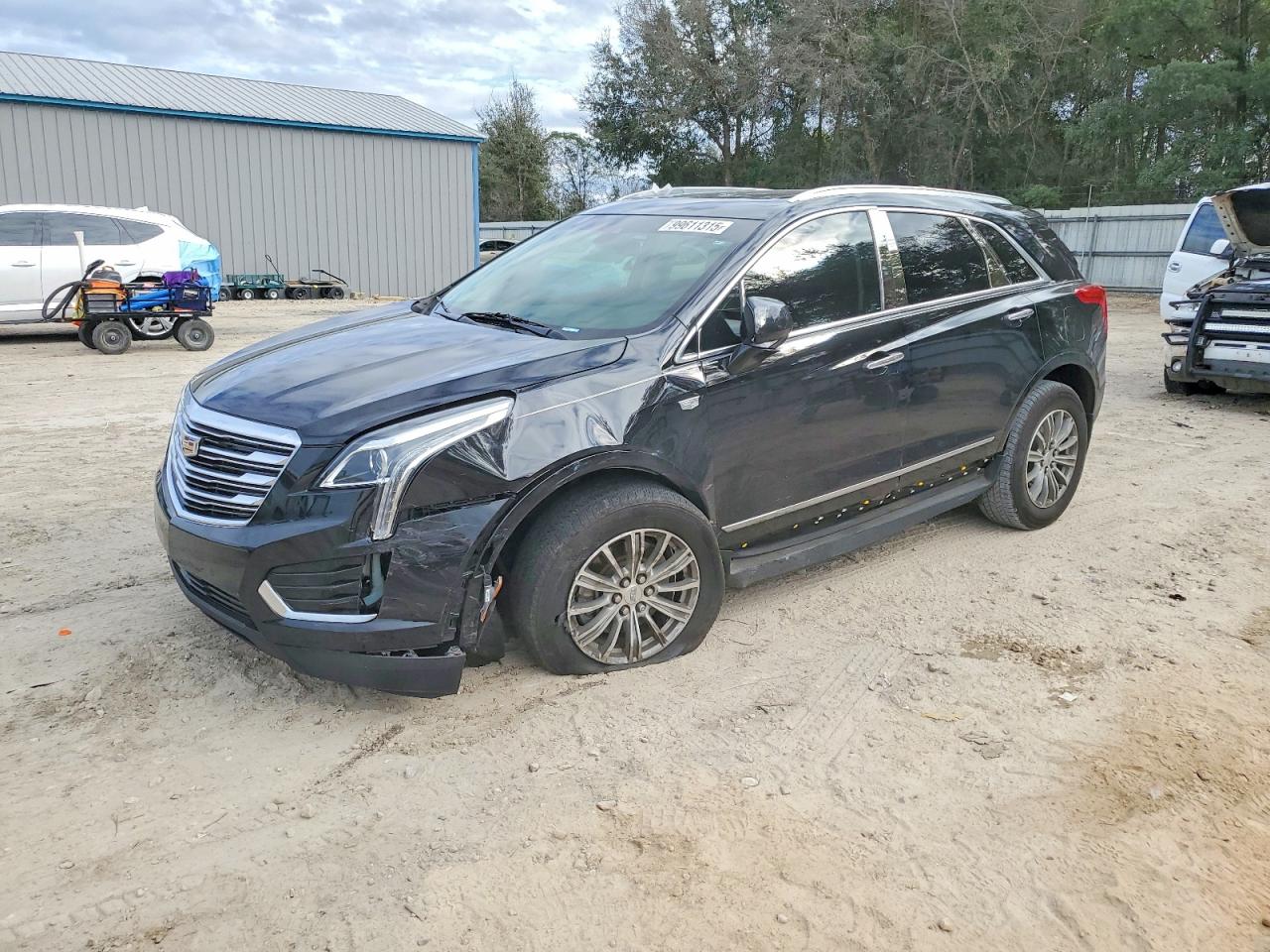 2017 CADILLAC XT5