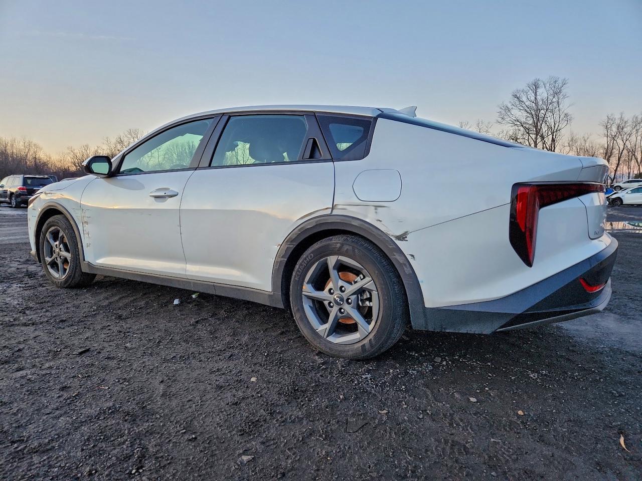 2025 KIA K4 LX photo 2