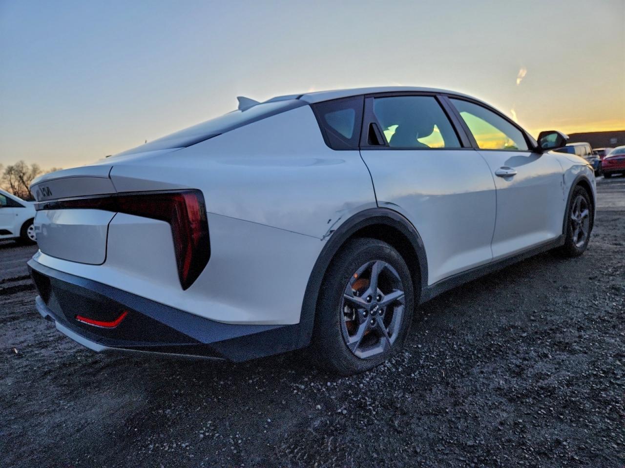 2025 KIA K4 LX photo 3
