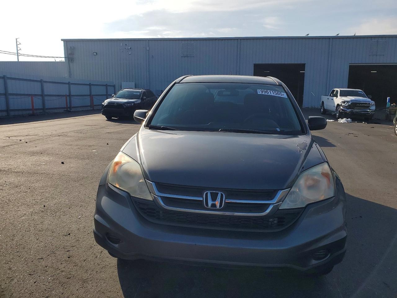 2011 HONDA CR-V LX photo 5