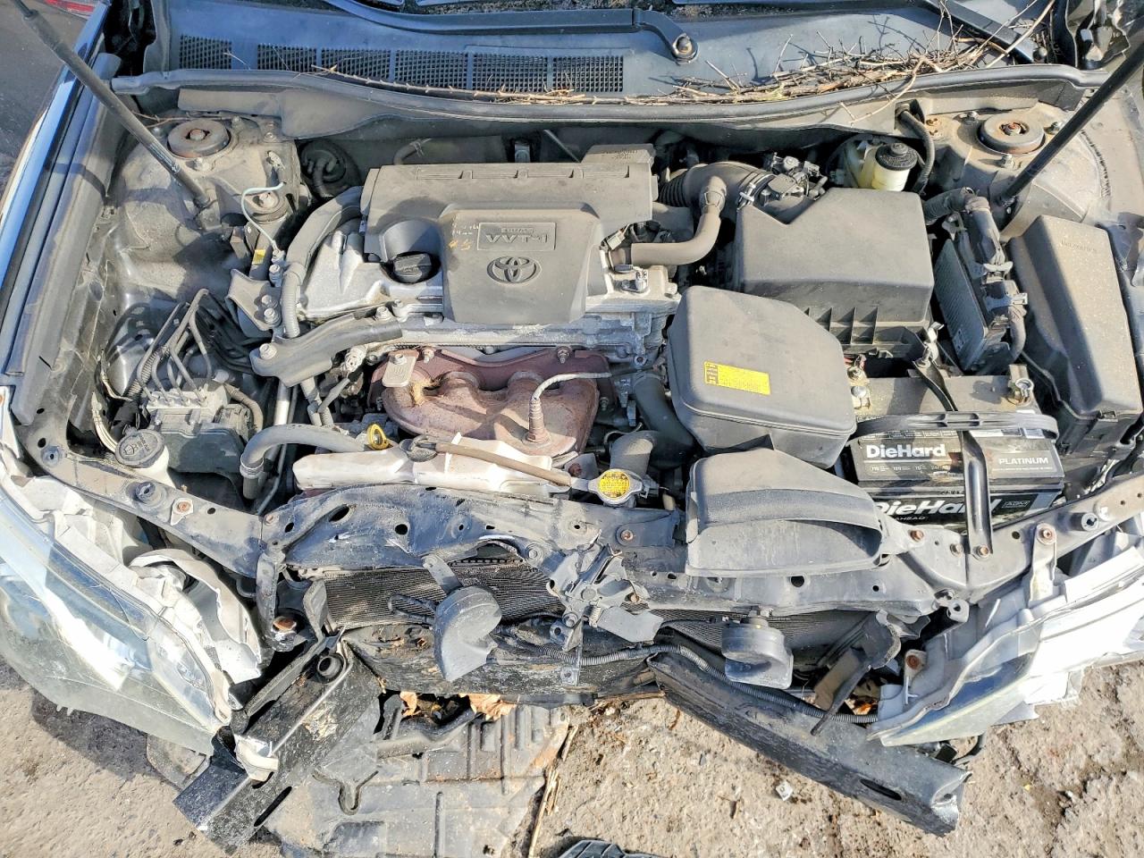 2012 TOYOTA CAMRY BASE photo 11