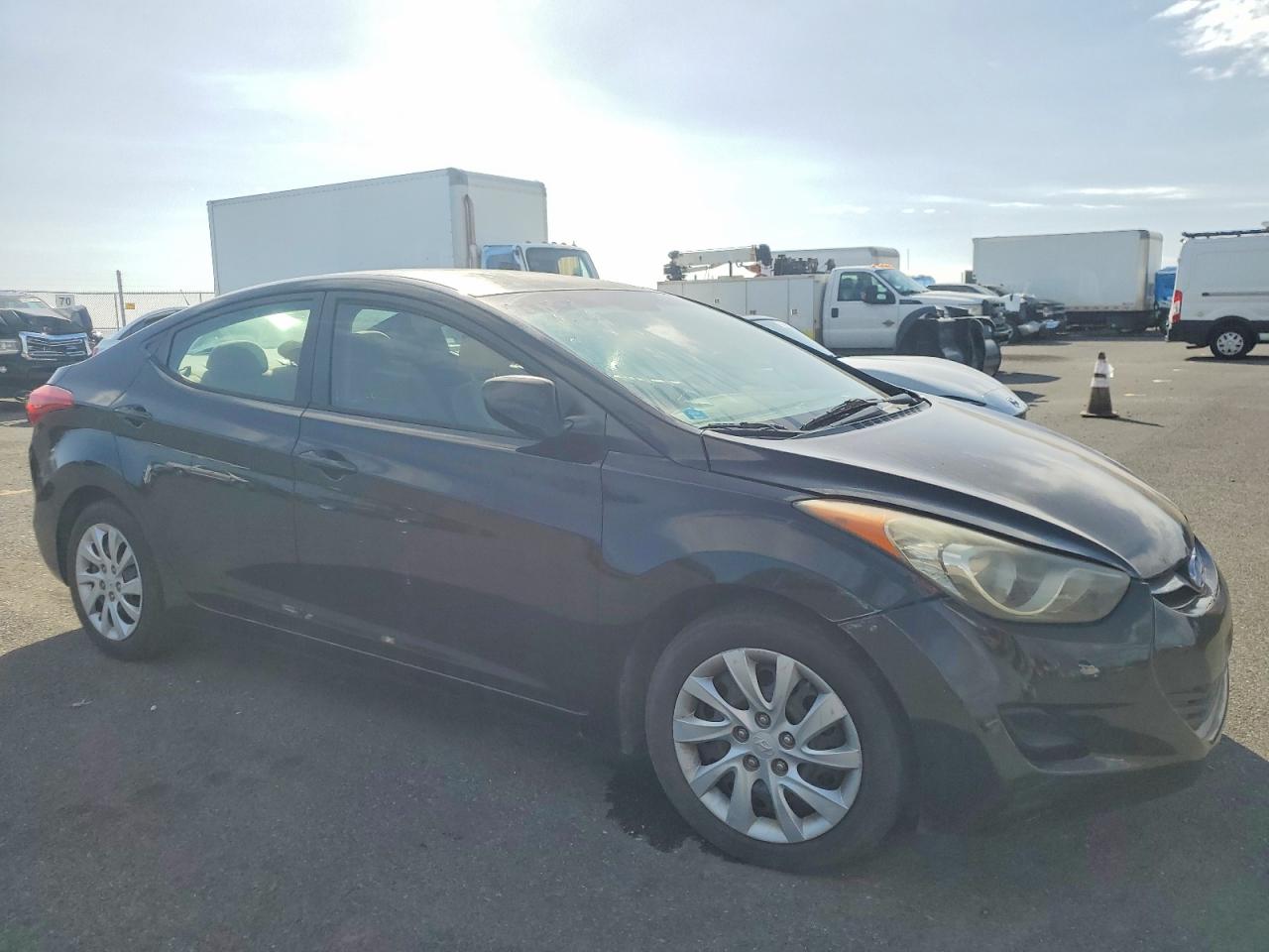 2013 HYUNDAI ELANTRA GLS photo 4