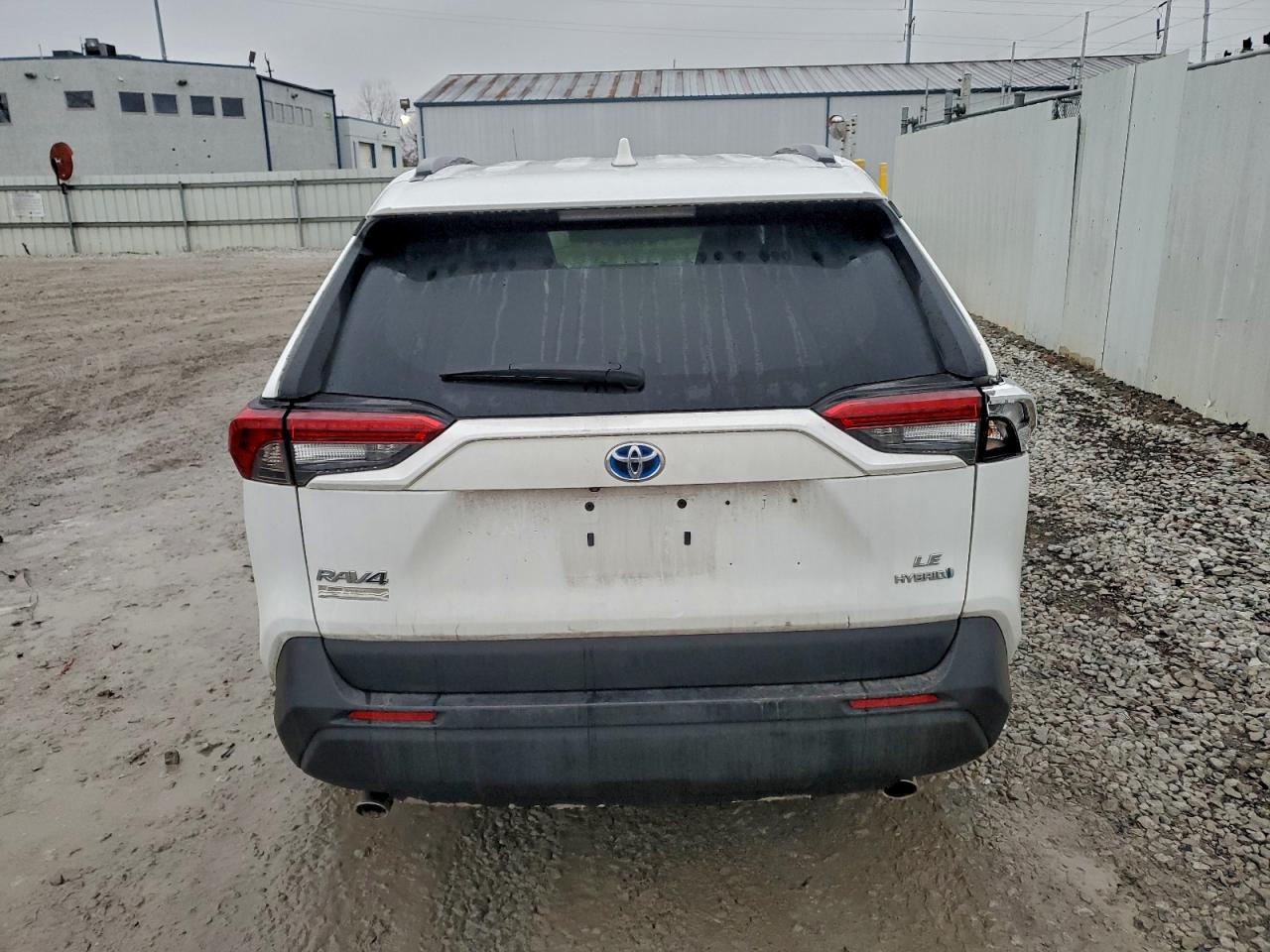 2022 TOYOTA RAV4 LE photo 6