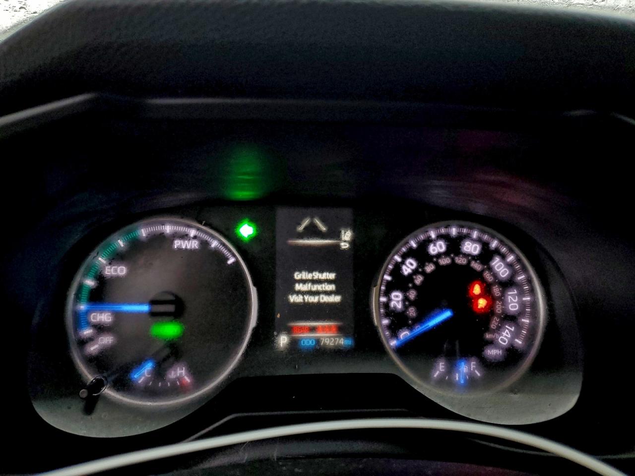 2022 TOYOTA RAV4 LE photo 9