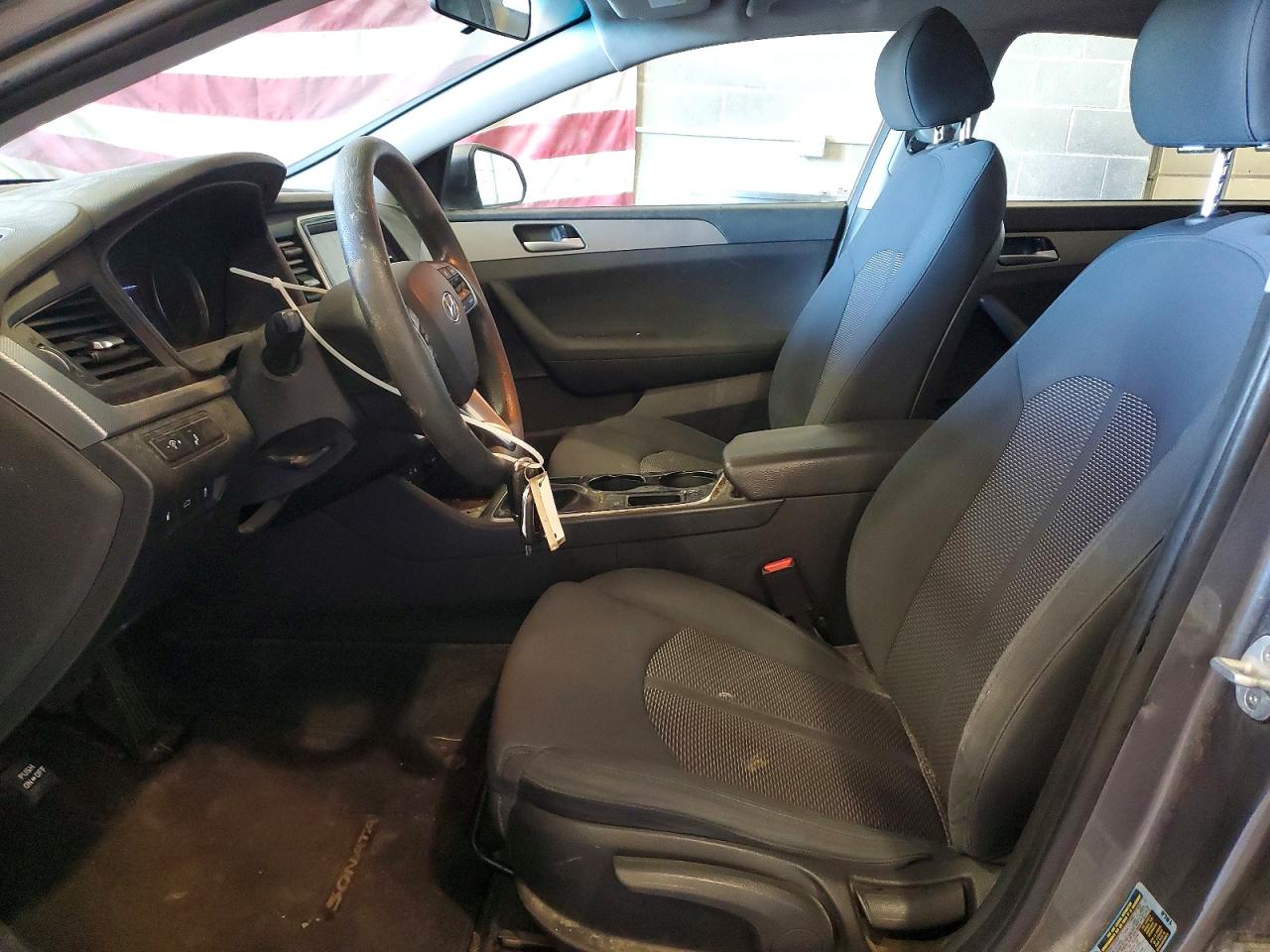 2018 HYUNDAI SONATA SE photo 7