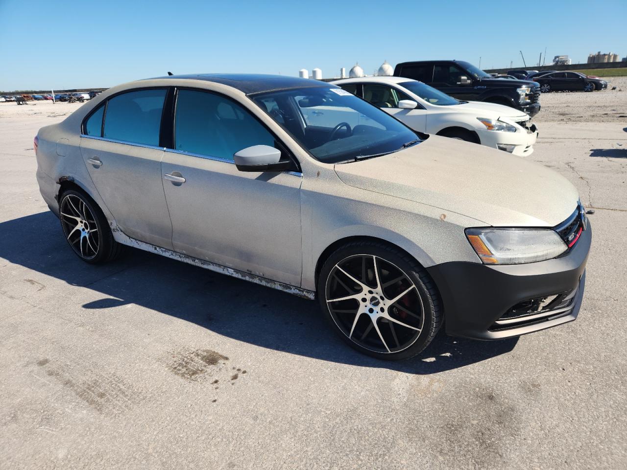 2017 VOLKSWAGEN JETTA GLI photo 4