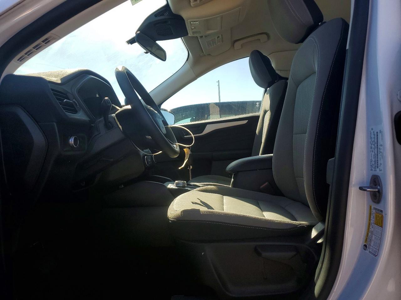 2022 FORD ESCAPE S photo 7