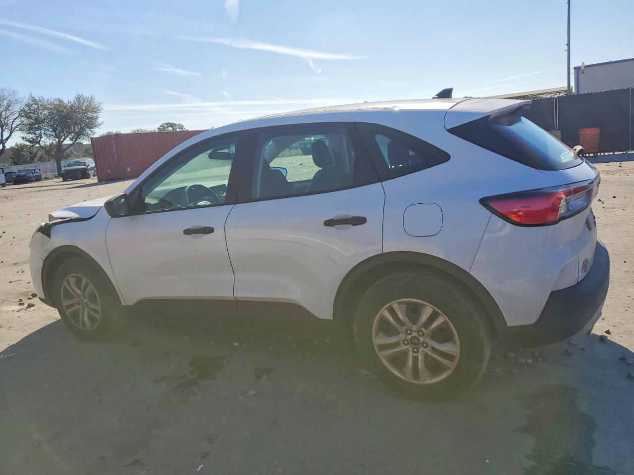 2022 FORD ESCAPE S photo 2