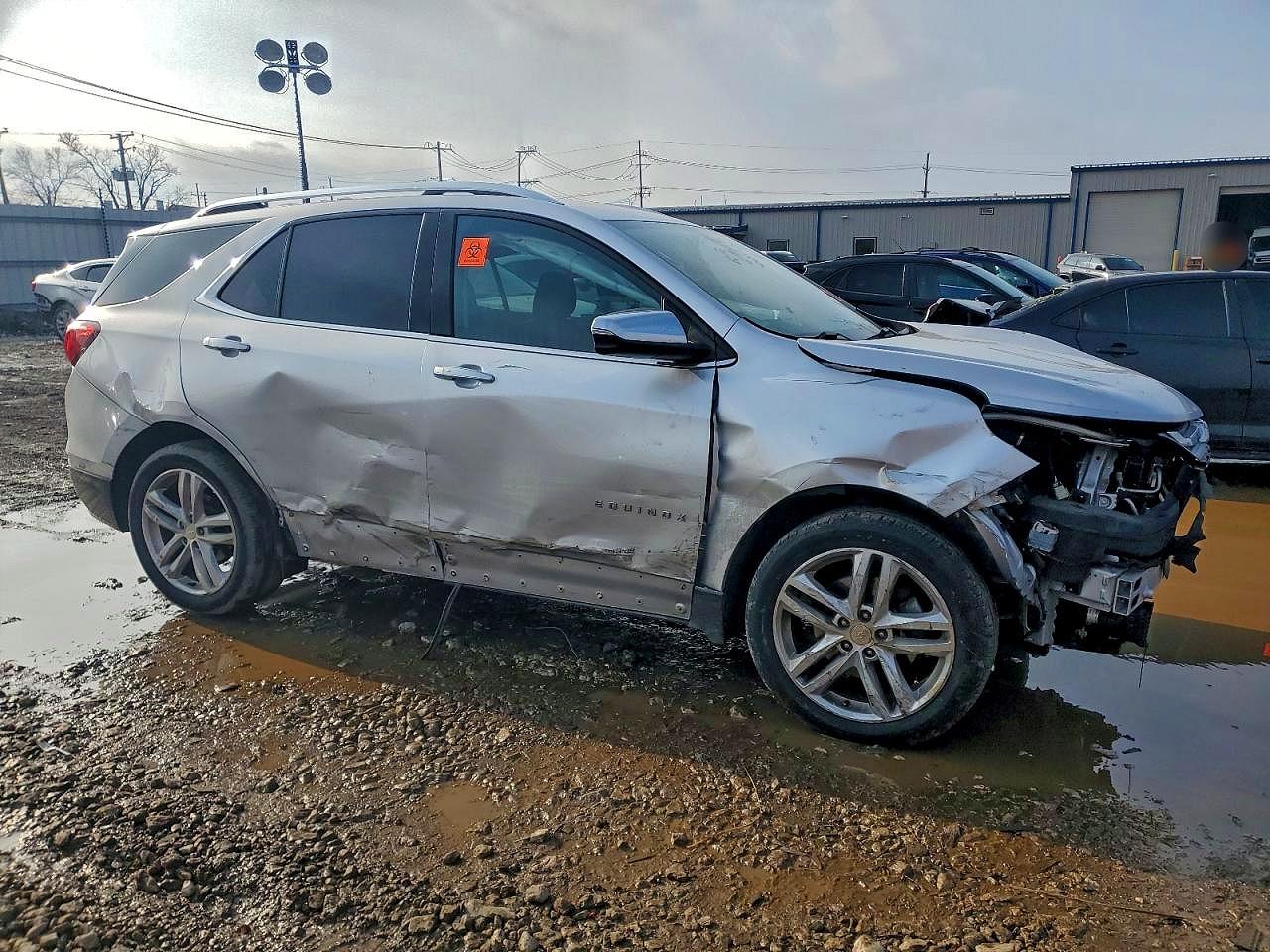 2020 CHEVROLET EQUINOX PREMIER photo 4