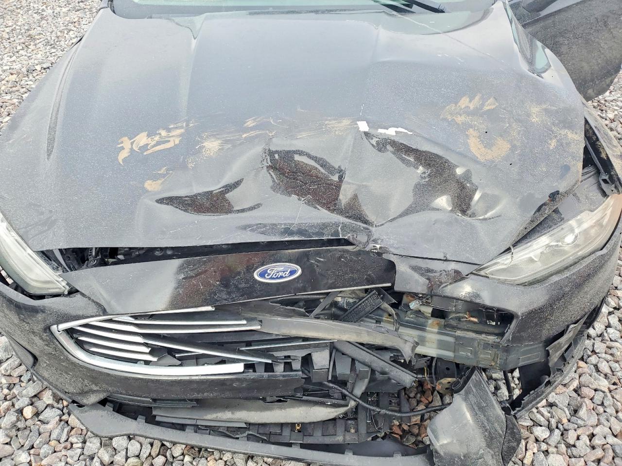 2019 FORD FUSION SE photo 11