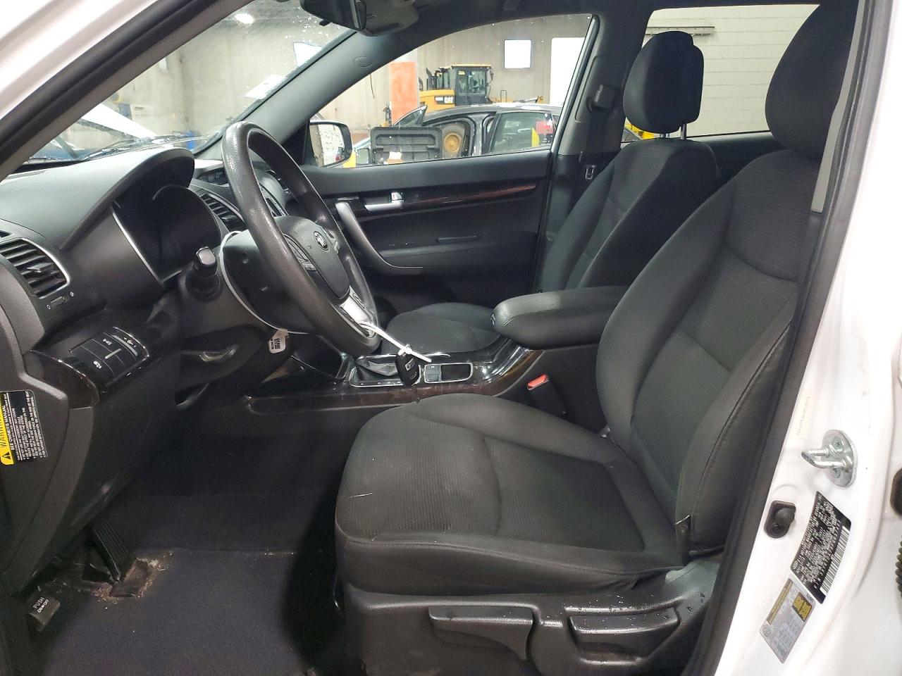 2015 KIA SORENTO LX photo 7