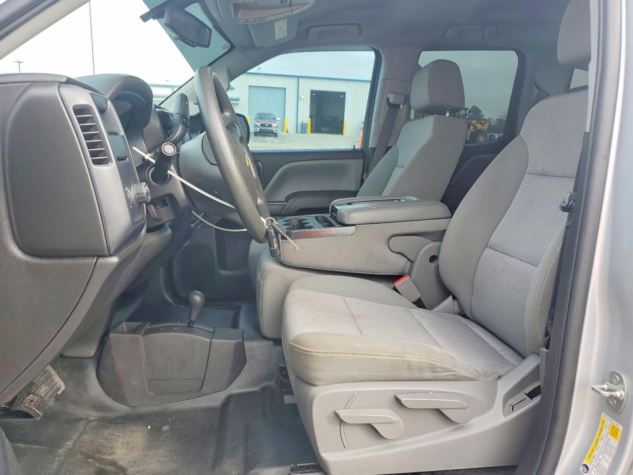 2017 CHEVROLET SILVERADO K1500 photo 7