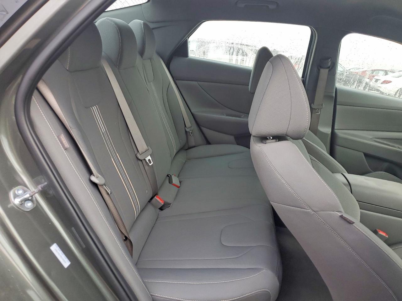 2025 HYUNDAI ELANTRA BLUE photo 10