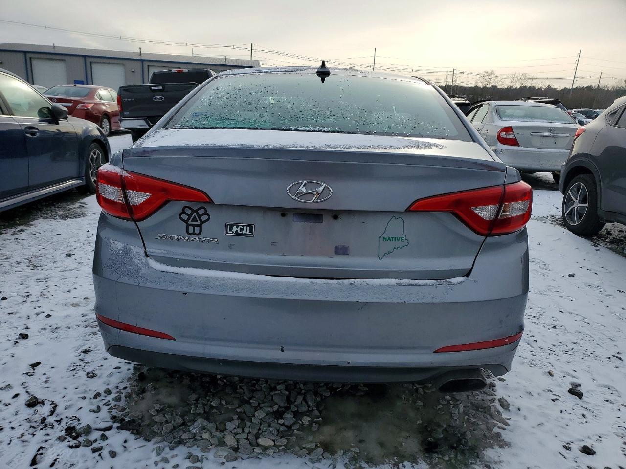 2017 HYUNDAI SONATA SE photo 6