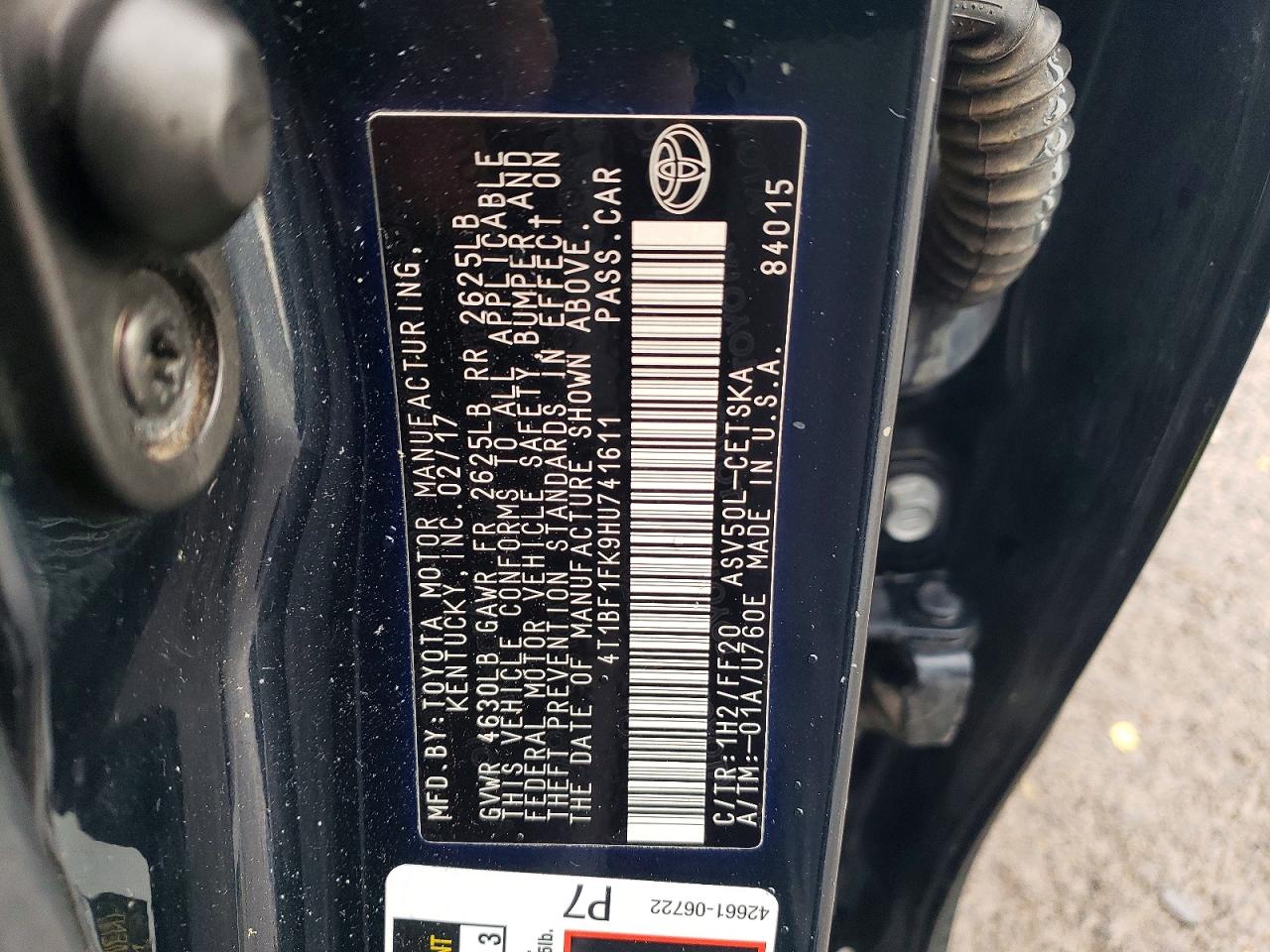 2017 TOYOTA CAMRY LE photo 12