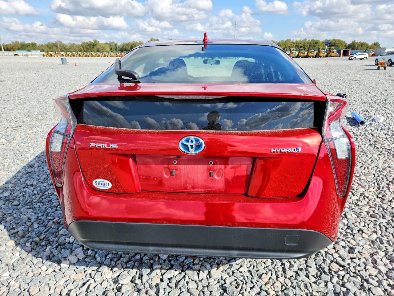 2016 TOYOTA PRIUS photo 6
