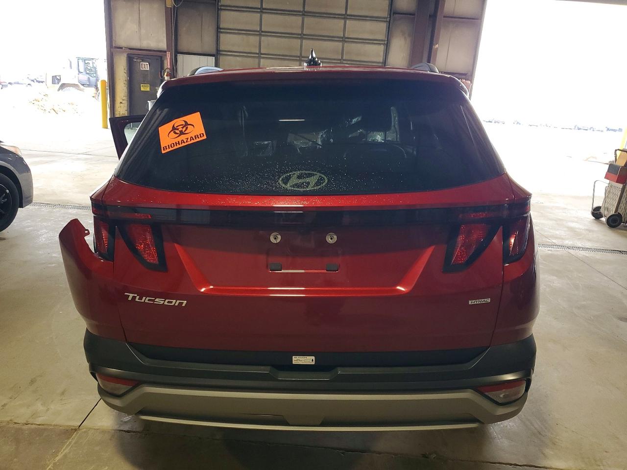 2025 HYUNDAI TUCSON SEL photo 6
