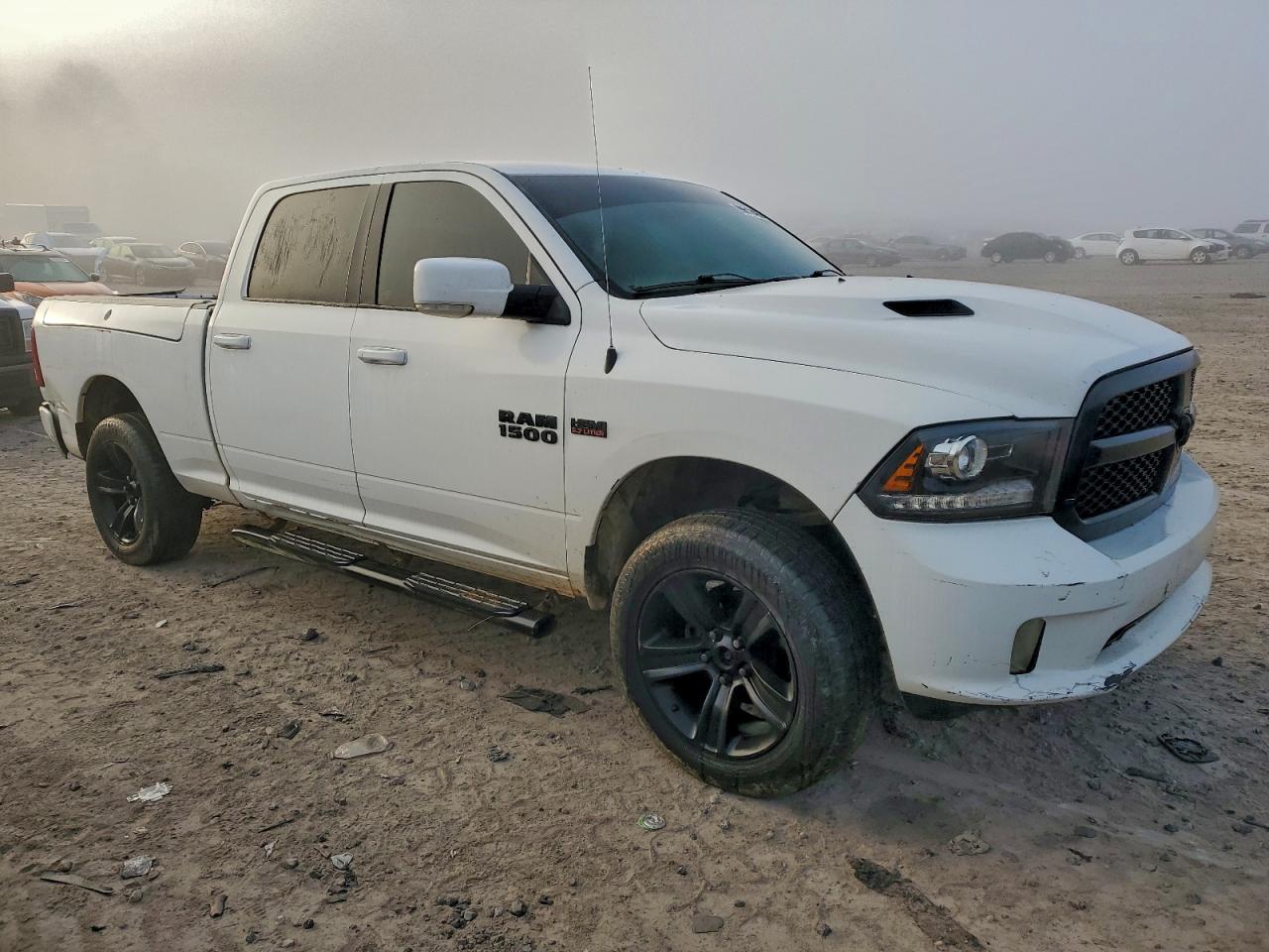 2017 RAM 1500 SPORT photo 4