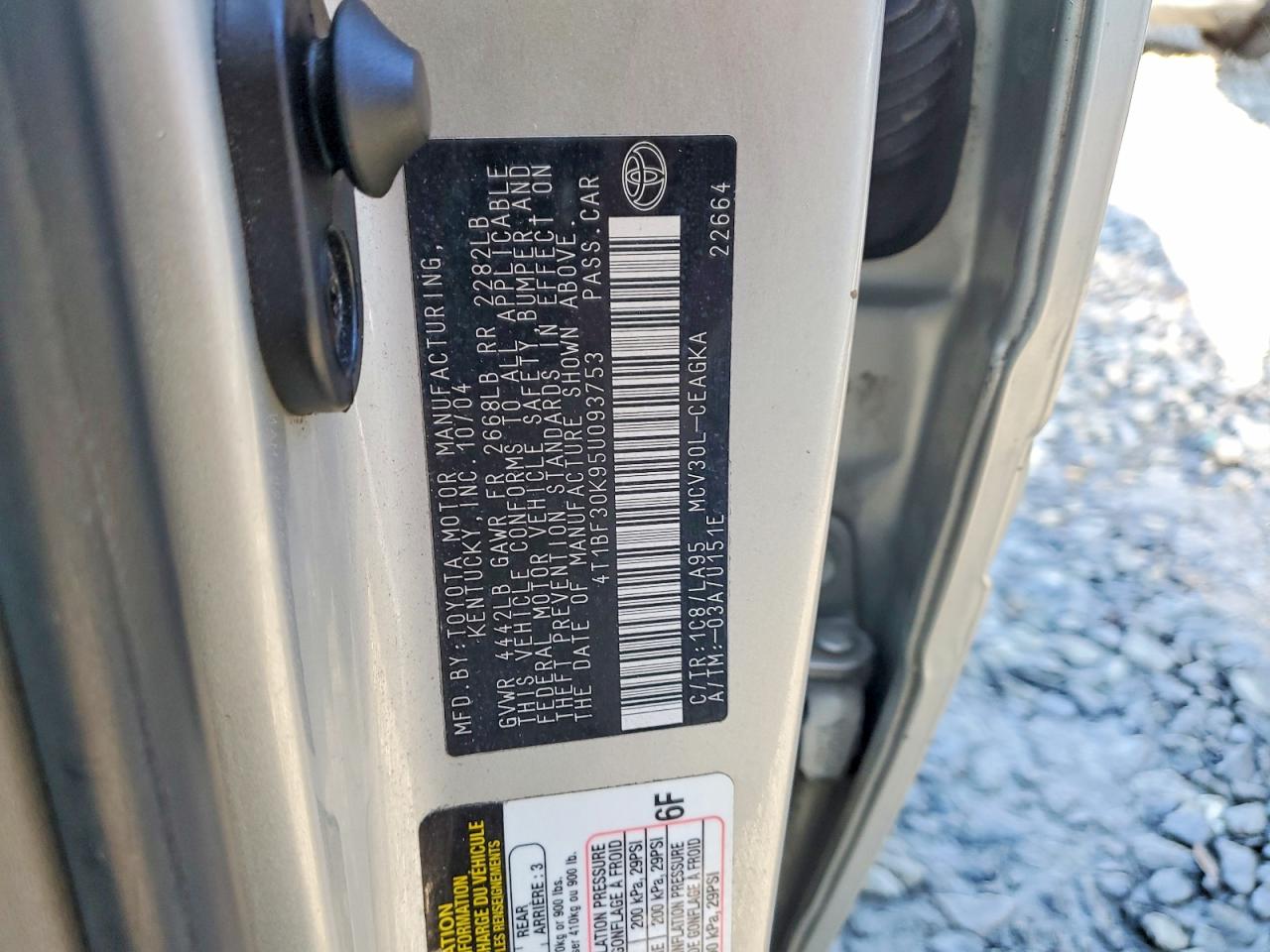 2005 TOYOTA CAMRY LE photo 34