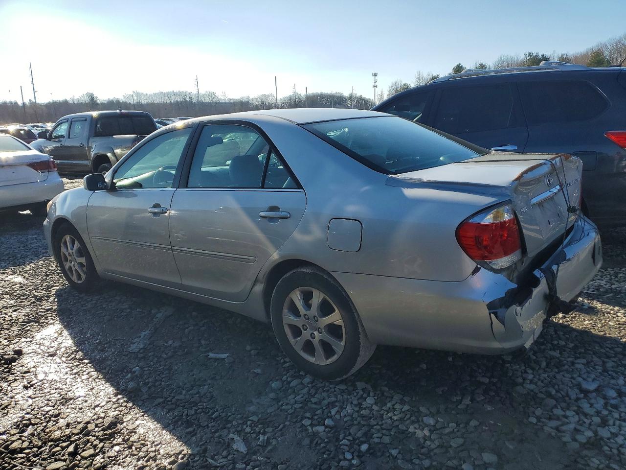 2005 TOYOTA CAMRY LE photo 4