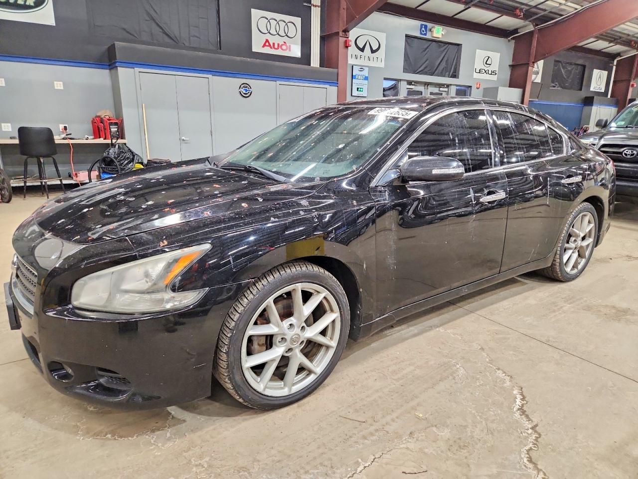 2011 NISSAN MAXIMA