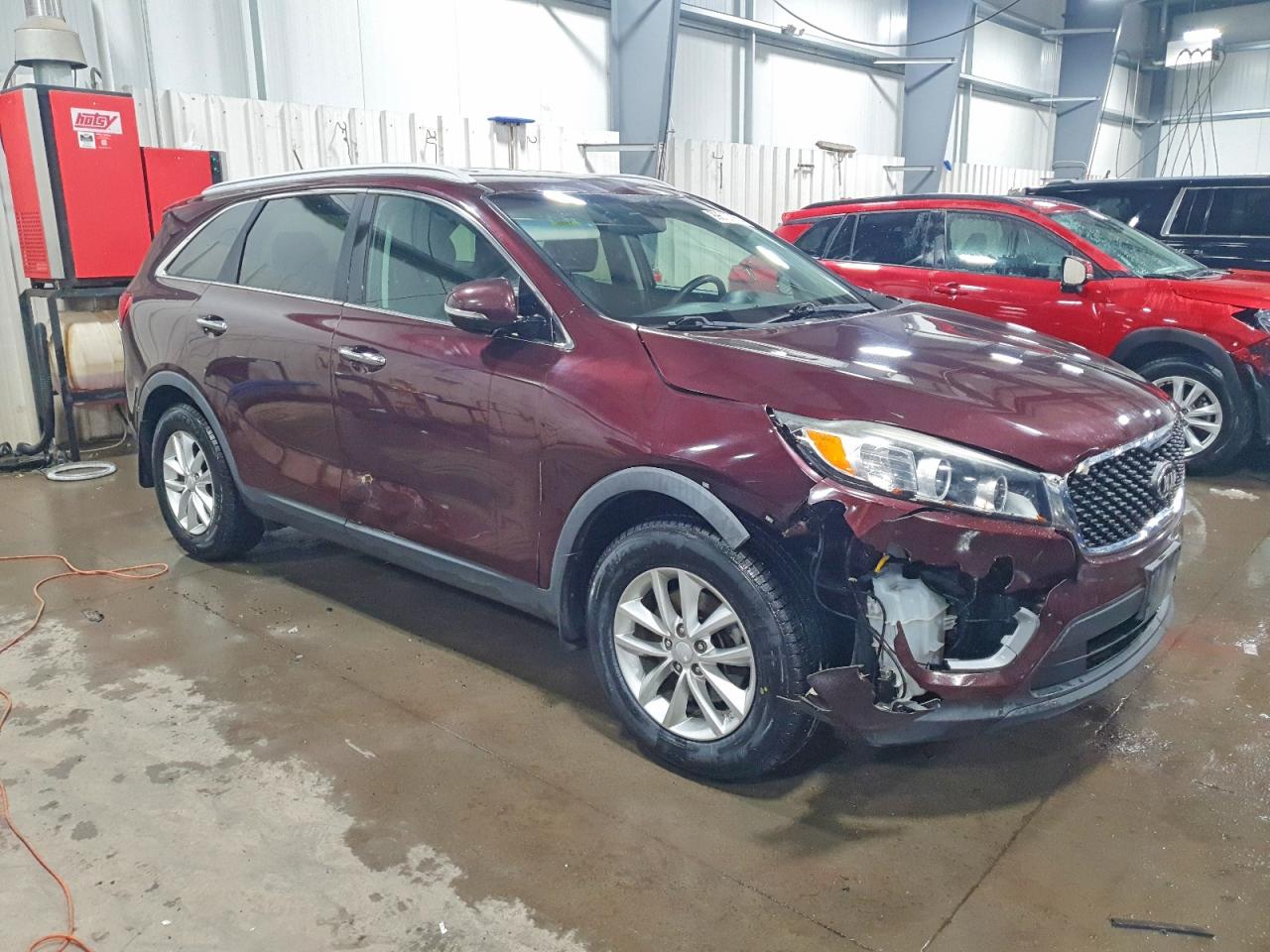 2017 KIA SORENTO LX photo 4