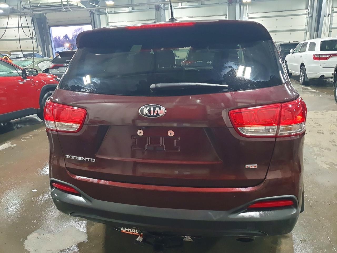 2017 KIA SORENTO LX photo 6